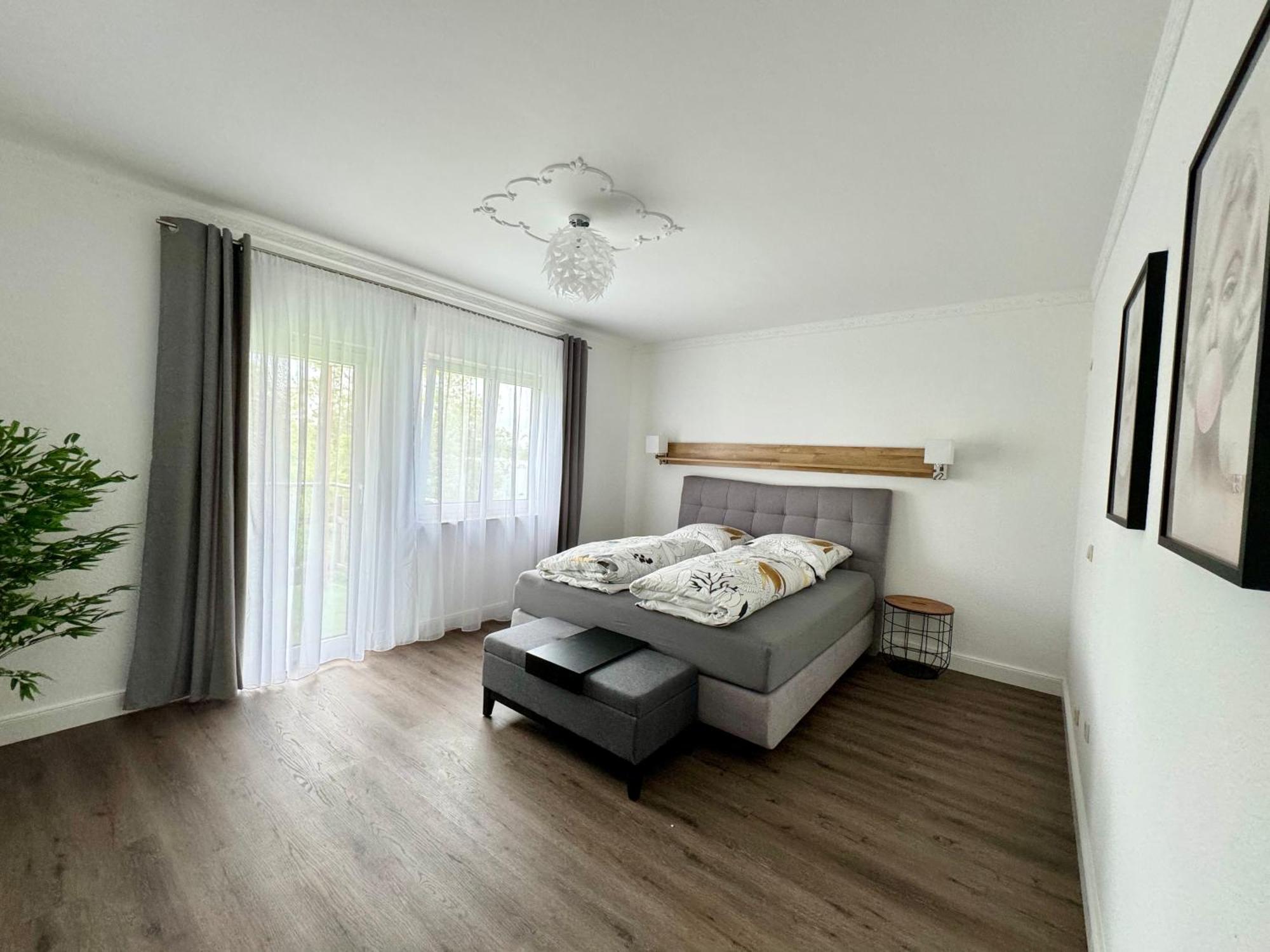 220 Qm Penthouse Wohnung Mit Fahrstuhl - Ohne Spa Mannheim Exterior photo
